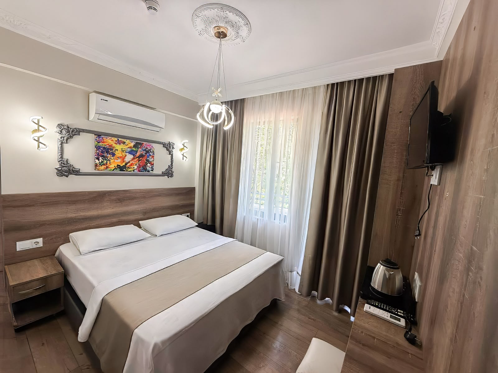 Kutberk Hotel Room 5